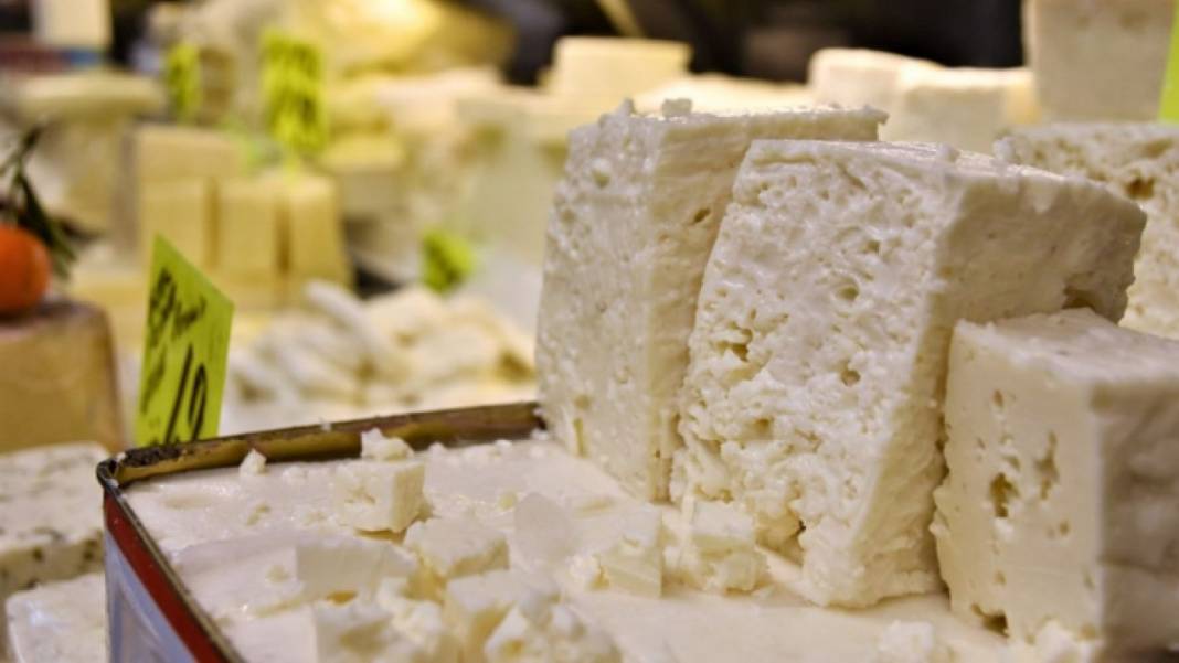 Bakanlık harekete geçti: Marketlerde satılan bu peynirlere yasak geliyor 4